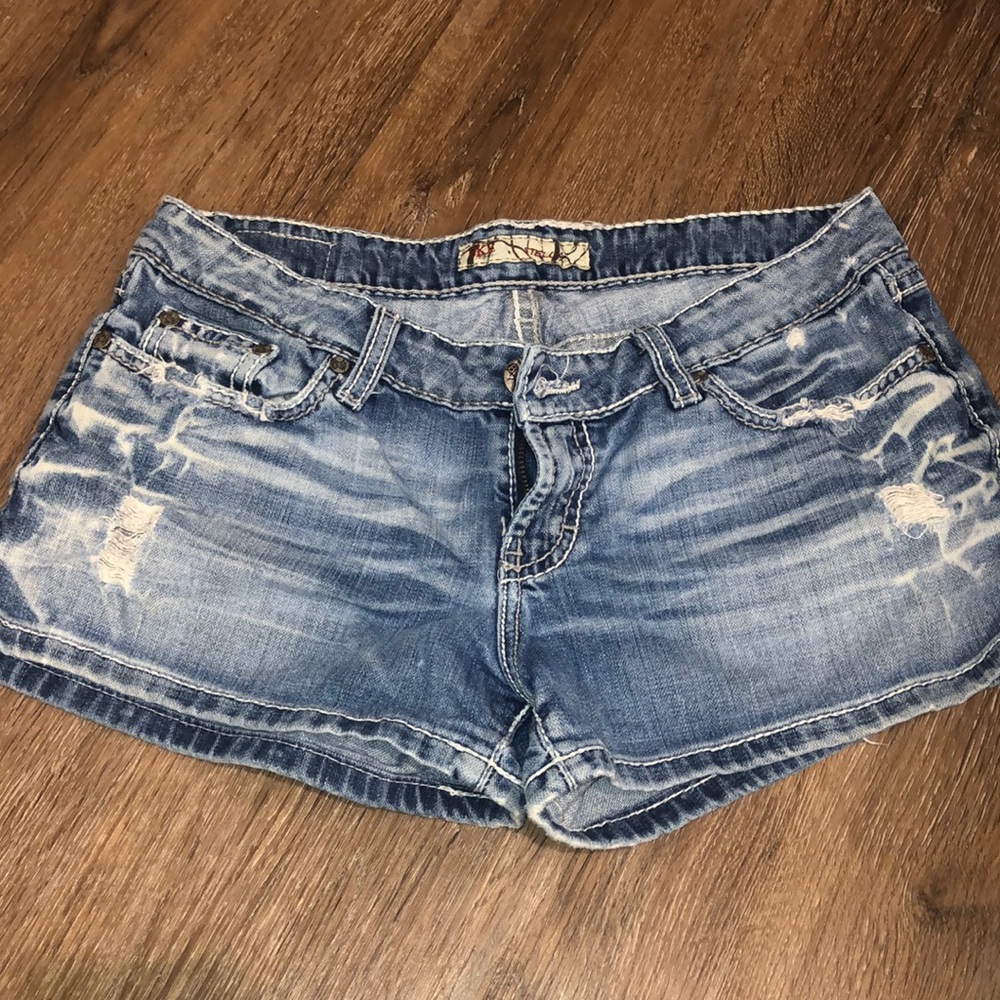 BKE Stella Jean shorts